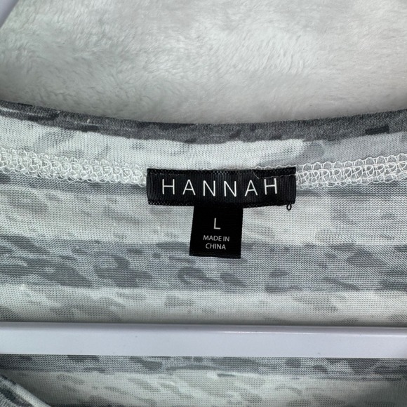 Hannah Womens Gray Striped Floral Burnout Rhinestone Short Sleeve Top Size L - Picture 5 of 7